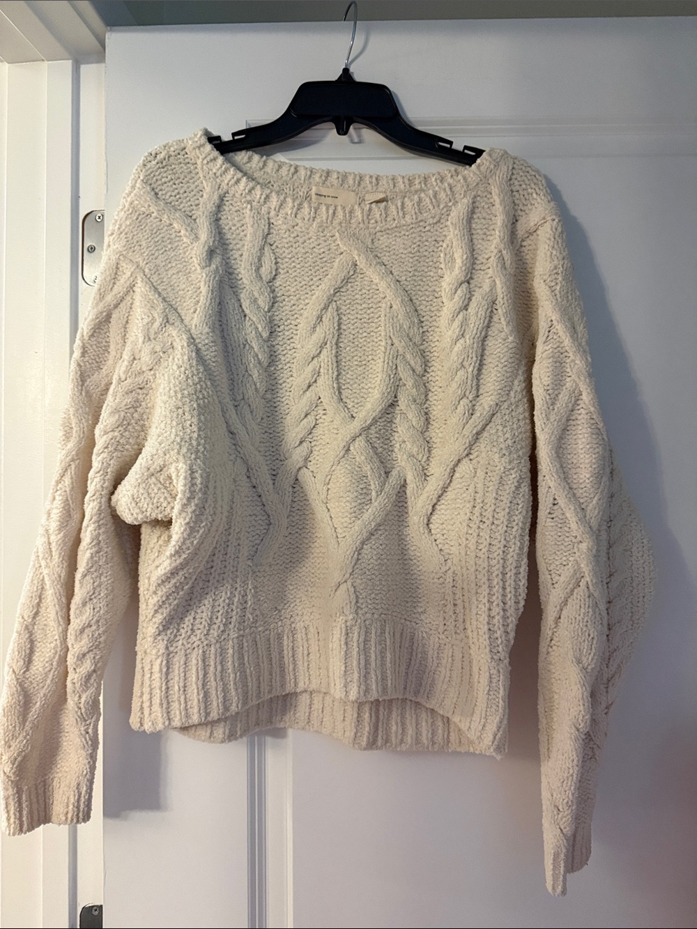 Women's Cream Cable-Knit Scoop Neck Sweater